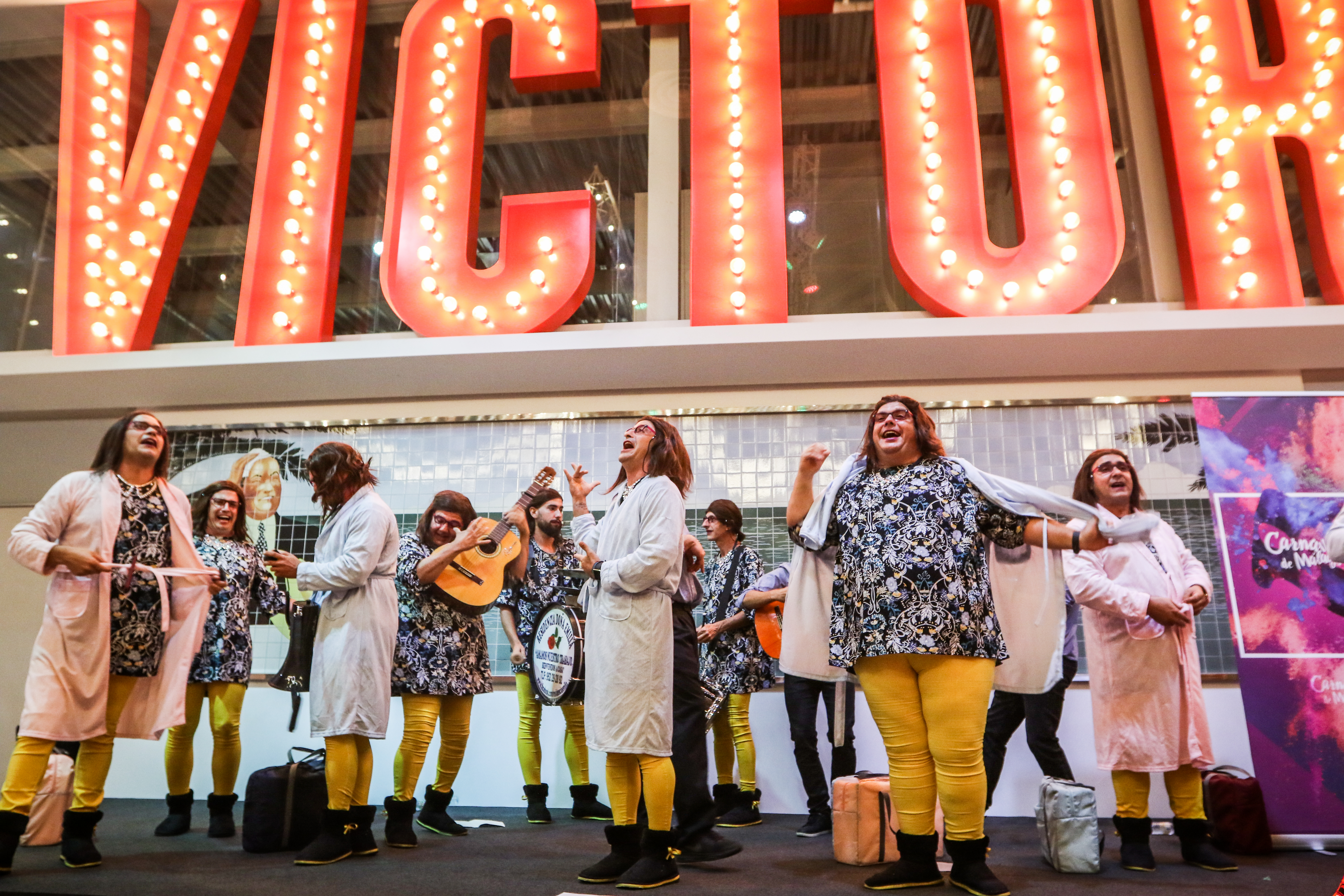 Finaliza la primera edición de noches carnavaleras en la fábrica Victoria 